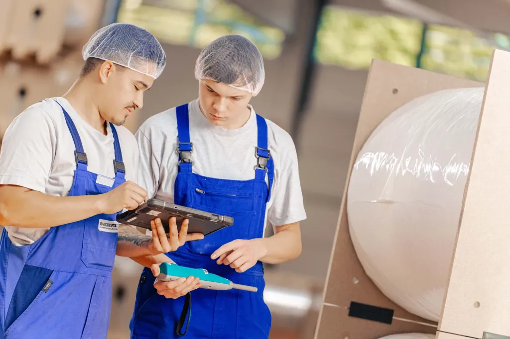 Lehrlinge In Der Produktion